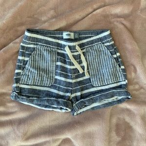 Patterned shorts